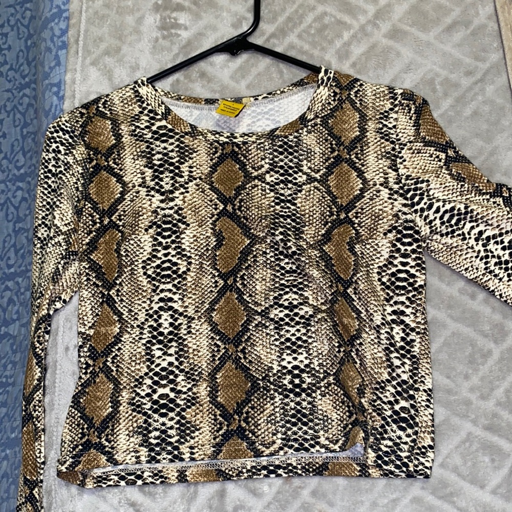 cropped snake skin top never worn!!!!